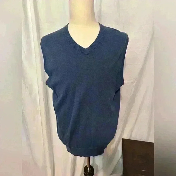 Haggar Men’s Size Large Blue Vest. Cotton Blend. V-neck. - Picture 1 of 6
